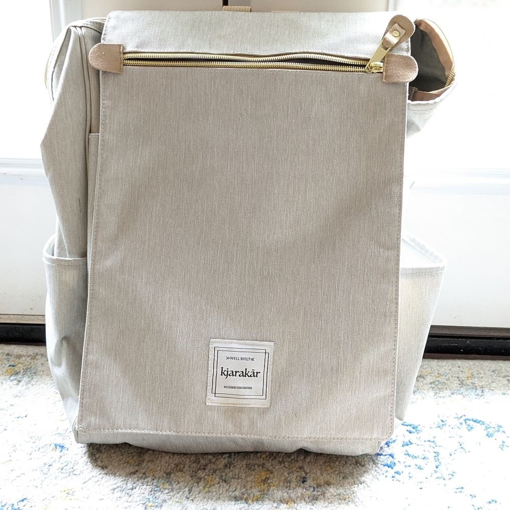 Kjarakar Gray Backpack